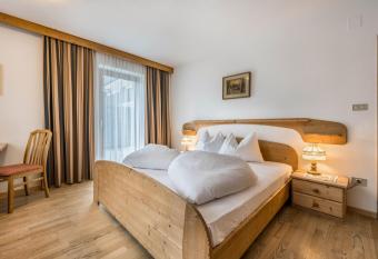 Residence Griesfeld Apt 75 has Balcony rooms