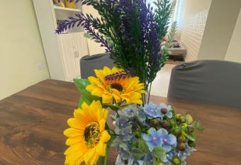 HomeSweetHome has Balcony rooms