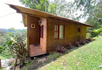 Caba  a La Colina Campo has Balcony rooms