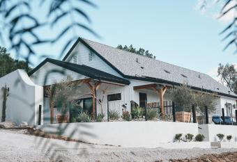 Hidden Hacienda has Balcony rooms