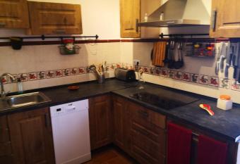 Labraillos has Balcony rooms