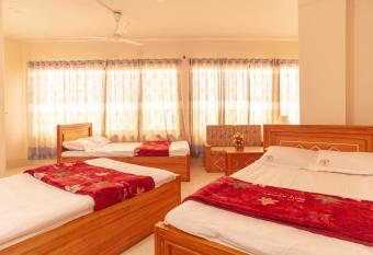 HOTEL SIKDER RESIDENTIAL allows 18 year olds to book a room