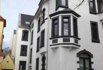 Stadtvilla an der Allee has Balcony rooms