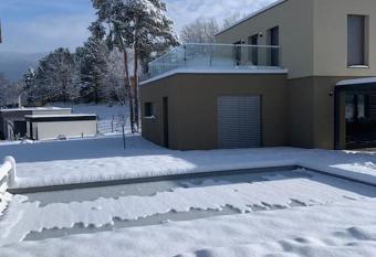 Villa Belle Vie has Balcony rooms