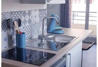 Studio avec balcon has Balcony rooms