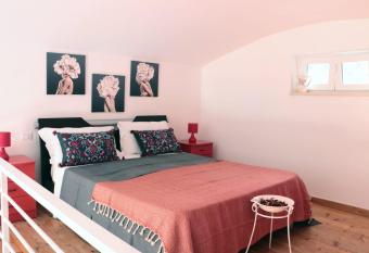 sea home has Balcony rooms