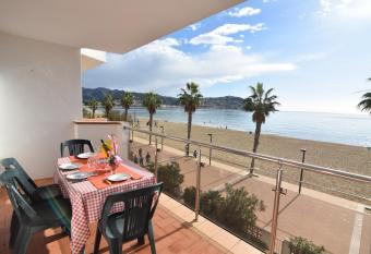 RNET - EUROPA 21 has Balcony rooms