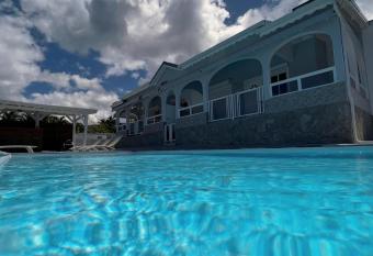 Glaci  re Paradise has Balcony rooms