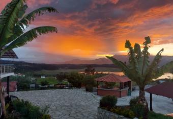 De bamb   Guatavita has Balcony rooms