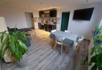 GeraldineWeg30 - allows 18 year olds to book a room