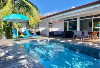 Villa Moe allows 18 year olds to book a room