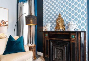 Newly updated 1 bedroom apartment in Nulu. has Balcony rooms