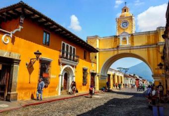 Casa Saturno has Balcony rooms