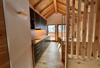 L  ch dl Finatzer has Balcony rooms