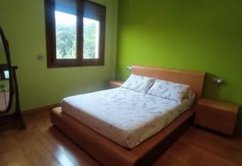 A de Bego allows 18 year olds to book a room