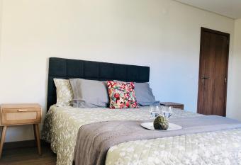 Blue River - rua Dr Pita - rooms near Jardim Magnolia allows 18 year olds to book a room