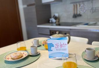 RIFUGIO DEL LAGO allows 18 year olds to book a room