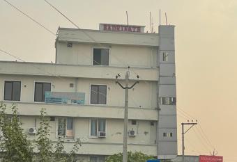 KHWAB GHAR has Balcony rooms