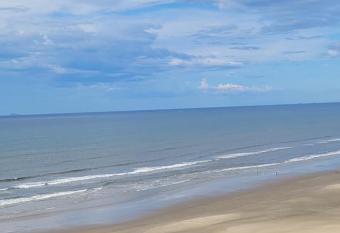 Apto Vista Mar - Porto 807 has Balcony rooms