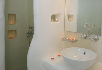 NINEMIA CALM AND SPA has Balcony rooms