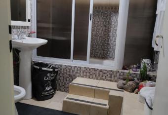 Casa Isa has rooms with a private hot tub