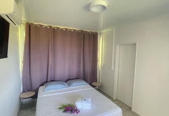 Temana Airport Faa a,Tahiti allows 18 year olds to book a room