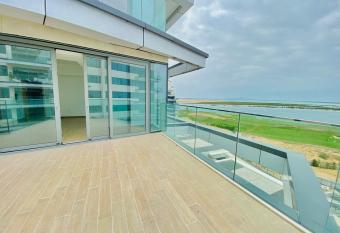 (null) has Balcony rooms