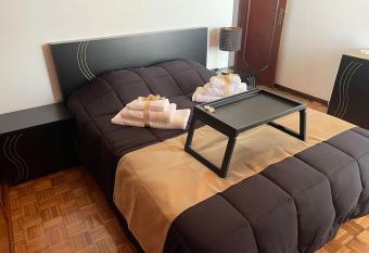 Proche de la plage et du m  tro, 1 place de garage has Balcony rooms