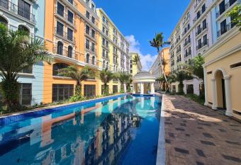 Vu Gia Hotel Phu Quoc allows 18 year olds to book a room