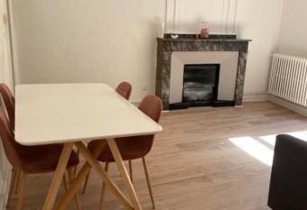 Appartement de charme au c  ur du centre ville . has Balcony rooms