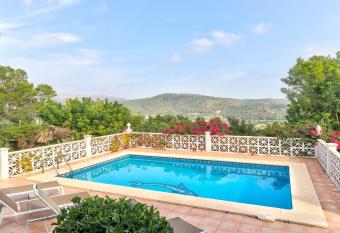 Bella Amore Campanet has Balcony rooms