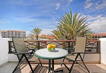 Amarilla Bay has Balcony rooms