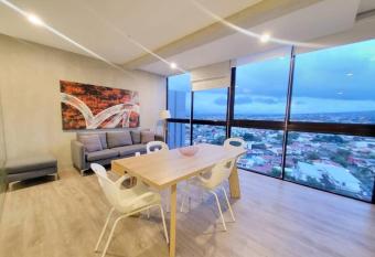 Hotel boutique Residencial de lujo Curridabat has rooms with a private hot tub