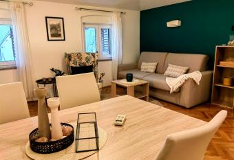 Apartment Albina allows 18 year olds to book a room