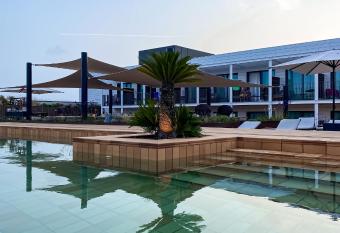 Silken Platja d Aro allows 18 year olds to book a room