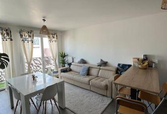 Appartement Nanterre has Balcony rooms