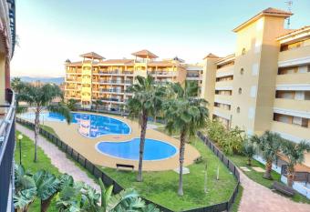 LOVELYPLACES CANET BEACH has Balcony rooms