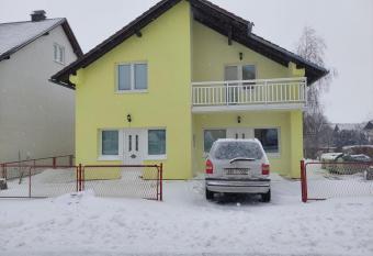 Apratmani Ivi   has Balcony rooms