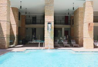 Work Remotely, Elegant Space, Wi-Fi, Total Comfort 4014 has Balcony rooms