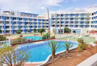 Tropical Green Park - 3 Piscinas - Parking - Golf del Sur has Balcony rooms