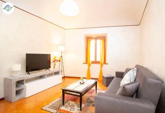 Casa Loggia del Borgo allows 18 year olds to book a room