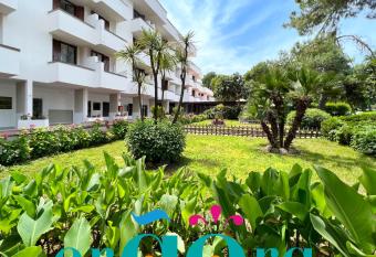 Eraora Hotel Village has Balcony rooms