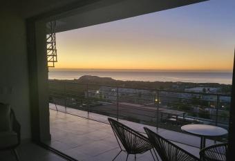 Casa Sola Penthouse has Balcony rooms