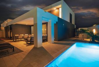 Luxury New Villa / 4BDR / Private Pool / Palm Beach has Balcony rooms