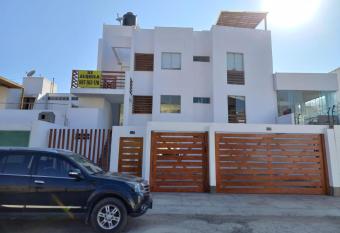 D  PLEX CON VISTA A TODA LA BAH  A DE NAPLO has Balcony rooms