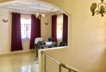 Arusha Jambo Houses has Balcony rooms