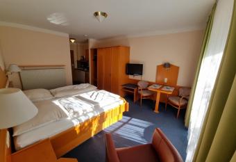 ciao-aschau Haus zur Burg Apn21 Kr  mer has Balcony rooms