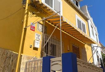 Casa Santa Ana allows 18 year olds to book a room