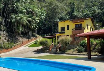 S  tio Ca  ador has Balcony rooms