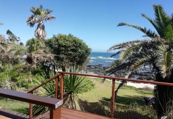 2 bedroomed apartment allows 18 year olds to book a room